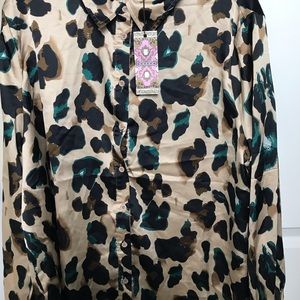 Plus satin leopard shirt